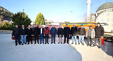 Denizli Büyükşehir'den üreticilere gübre römorku desteği