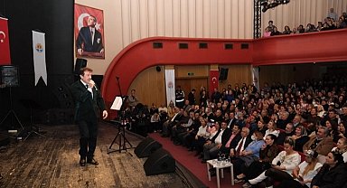 Ferdi Tayfur Adana'da anıldı