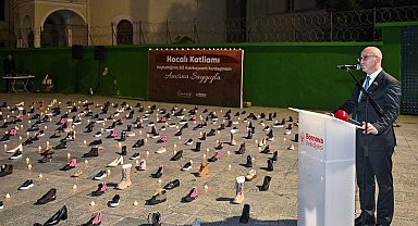 Hocalı'da katledilenler Bornova'da anıldı... 613 kişiyi temsilen 613 çift siyah ayakkabı