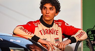 İsveç rallisinin 'en hızlı çaylağı' oldu