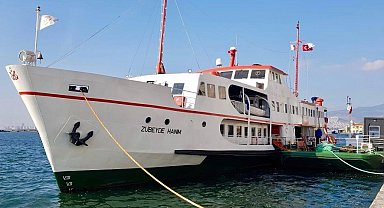 İzmir limanında 'Zübeyde Hanım' ziyarete açıldı