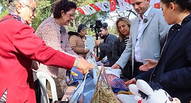 İzmir'de 14 Şubat'a özel "Hediyelik Eşya Günleri" başladı