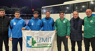 İzmitli güreşciler, Türkiye Şampiyonası için Sivas'ta