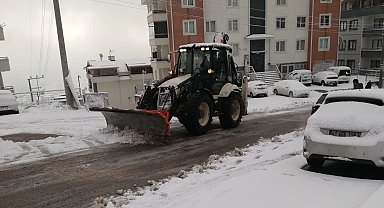 Kocaeli İzmit Belediyesi karla mücadelede seferberlik başlattı