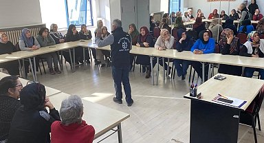 Kocaeli'de afet bilinci eğitimi veriliyor