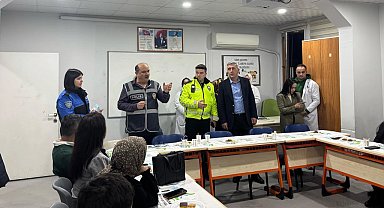 Kocaeli'de Çayırovalı veliler bilinçleniyor