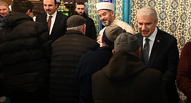 Konya'da Vali Akın ve Başkan Altay kandil bereketine ortak oldu