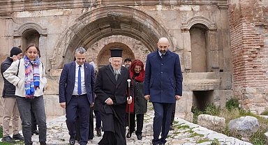 Patrik Bartholomeos'tan Bursa İznik'e ziyaret... İznik'te Papa hazırlığı