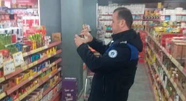 Pazaryeri'nde zincir marketlere sıkı denetim