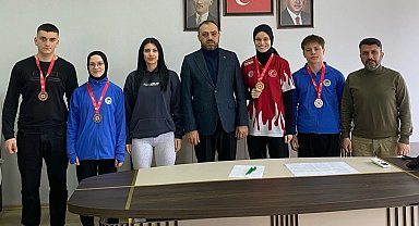 Sakarya'nın şampiyonları Enes Zengin'e misafir oldu