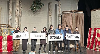 TEV bağışçısı usta sanatçı sahnede anıldı