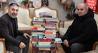 Ülke genelinde şehitler adına 25 kütüphane kurdu, 5'i yolda