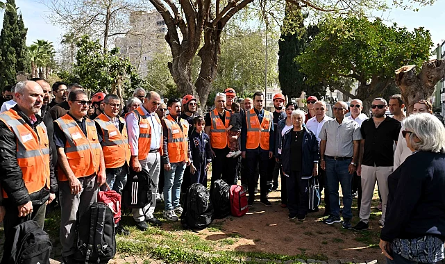 Antalya Muratpaşa'da afet tahliye tatbikatı gerçekleşti