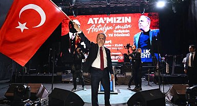 Atatürk'ün Antalya ziyaretinin yıldönümünde Haluk Levent coşkusu