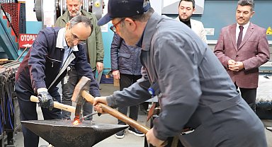 Baharın habercisi için Bursa Tophane MTAL'de demir dövüldü