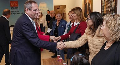 Balıkesir Ayvalık'ta CHP örgütü bayramlaştı