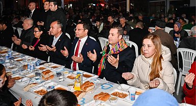 Balıkesir Büyükşehir'den Sındırgı'da 2 bin kişiye iftar