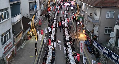 Başkan Hürriyet, halk iftarında Kuruçeşmelilerle bir araya geldi