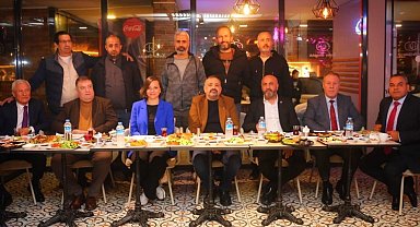 Başkan Kınay, taksicilerle sahurda buluştu