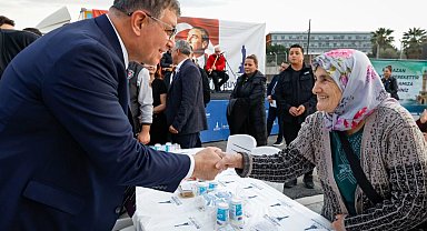 Başkan Tugay: Bu sofralarda geleceğe dair umutlanıyoruz