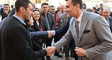 Başkan Zeyrek Manisa'da halkla buluştu