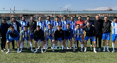 Bilecik Pazaryeri şampiyonluğa ilerliyor!