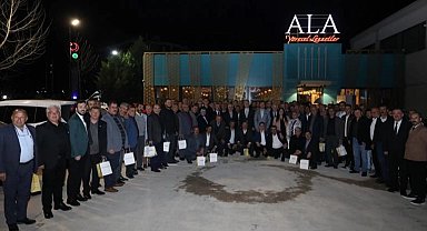 Bursa İnegöl Belediyesi, 116 mahalle muhtarıyla aynı sofrada