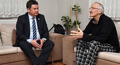 Bursa Osmangazi'de Başkan Aydın ev ziyaretlerinde