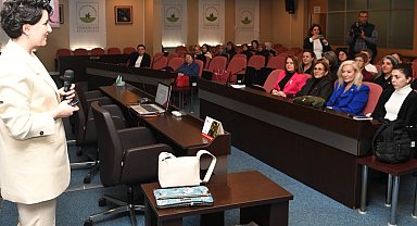Bursa Osmangazi'de kadınlara özel sağlıklı yaşam semineri