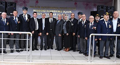 Bursa'da şehit ve gazi yakınlarından Başkan Aydın'a büyük ilgi