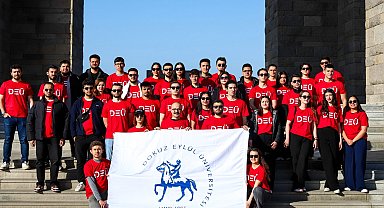 DEÜ öğrencileri Çanakkale'de şehitleri andı