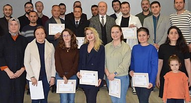 Edirne İpsala'da başarılı idareciler ödüllendirildi