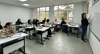 İstanbul Bakırköylü gençler ücretsiz kurslarla geleceğe hazırlanıyor