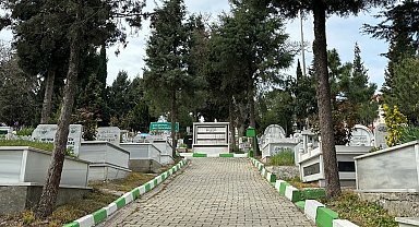 Kocaeli Çayırova'da mezarlıklarda bakım gerçekleştirdi