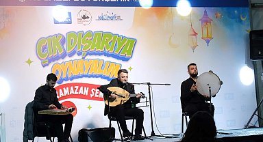 Kocaeli'de Ramazan coşkusu kent meydanında yaşanıyor