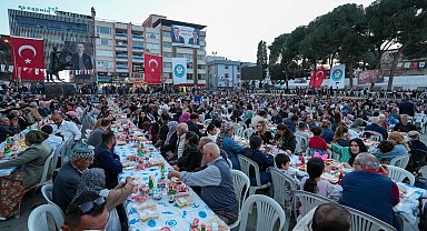 Manisa gönül sofrasındaki ekmeğini Alaşehir'de bölüştü