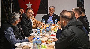 Minibüsçülerle sahur sofrasında buluştu!