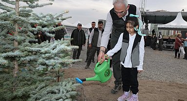 Orman Haftası'nda yanan alanlar fidanlarla buluşacak