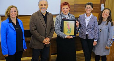 Prof. Dr. Filiz Yenişehirlioğlu Trakya'da öğrencilerle buluştu