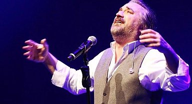 Sahnede fenalaşan Volkan Konak hayatını kaybetti