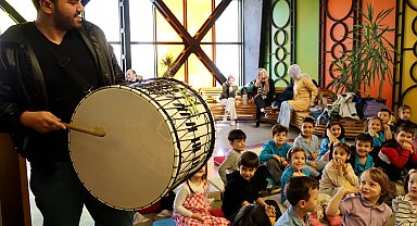 Sakarya'da minik yürekler Ramazan sevinci yaşıyor