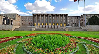 TBMM gündeminde bu hafta... Emekli ikramiyesi TBMM onayı alacak