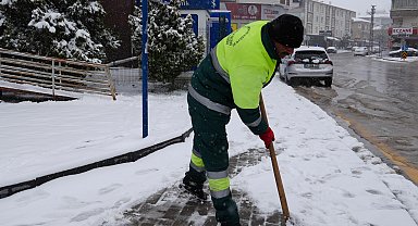 Ankara Keçiören'de kar yağışına hızlı müdahale