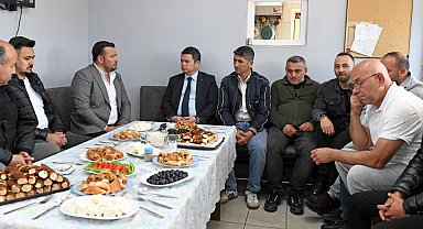 Başkan Aydın taksici esnafı ile kahvaltı yaptı