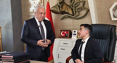 Bursa Nilüfer'de Başkan Özdemir makamını çocuklara devretti