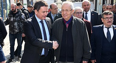Bursa'da Başkan Aydın, Kayıhan Çarşısı esnafı ile buluştu