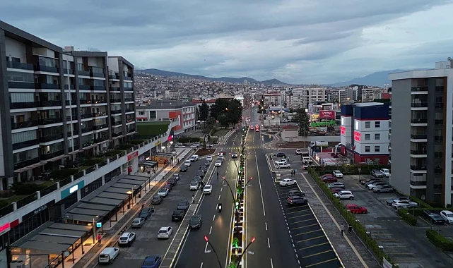 İzmir'de Eski Havaalanı Caddesi'ne modern dokunuş!