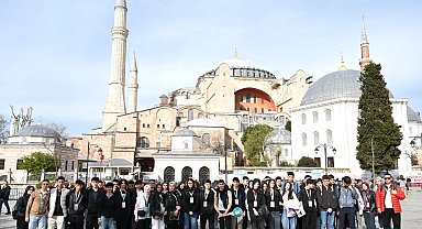 Konya'nın gençleri İstanbul'un tarihine dokunuyor