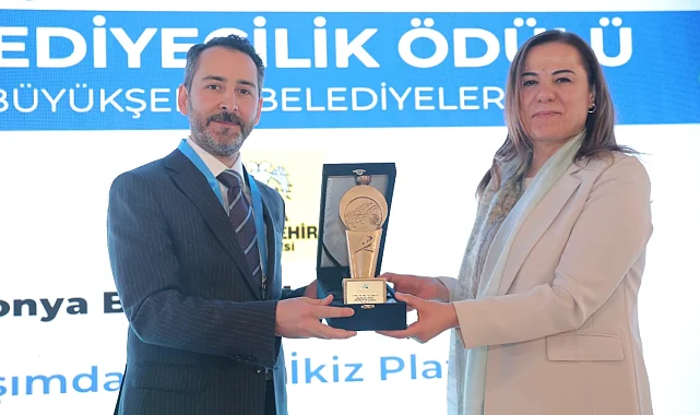 Konya'nın 'Ulaşımda Dijital İkizi Platformu'na belediyecilik ödülü