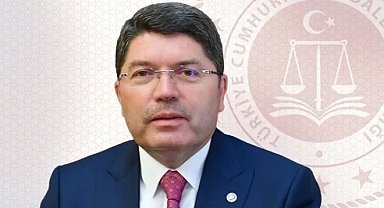 Özel'e bir tepkide Bakan Tunç'tan